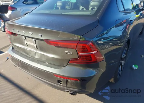 2020 Volvo S60 T5 Momentum from USA, damaged, VIN 7JR102FK6LG039908